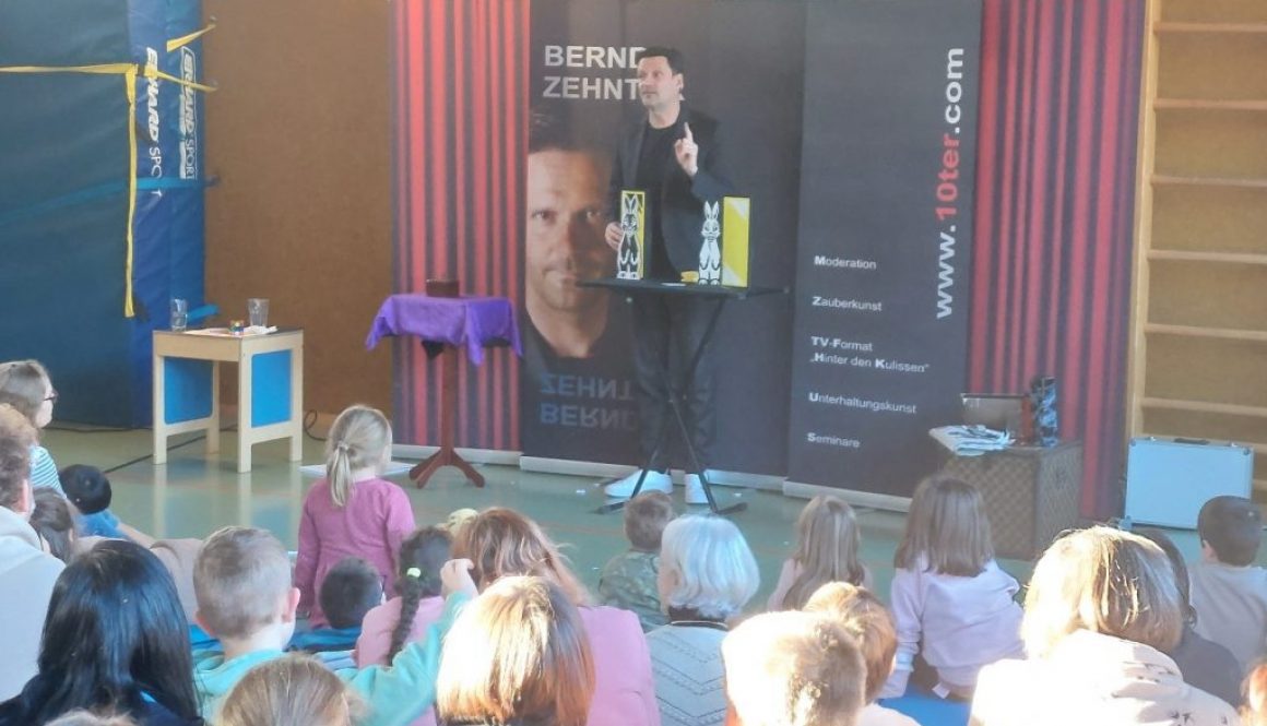 Zauberer Bernd Zehnter in der Lebenshilfe