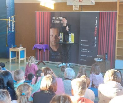 Zauberer Bernd Zehnter in der Lebenshilfe