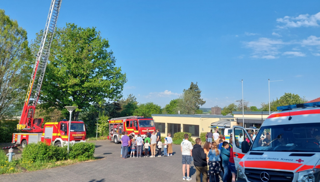 Blaulichttag an der St. Nikolaus-Schule